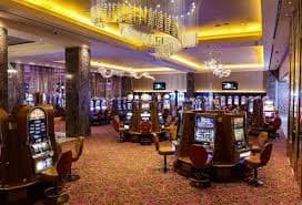 Tata letak taruhan roulette dengan zona inside dan outside